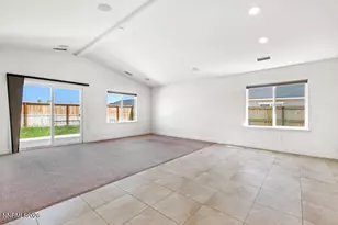 7195 Souverain Ln, Reno, NV 89506 - Photo 9