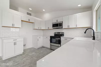 530 St Louis Road, Fernley, NV 89408 - Photo 9