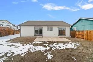 530 St Louis Rd, Fernley, NV 89408 - Photo 23