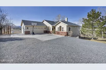 1568 Barker Court, Gardnerville, NV 89410 - Photo 3