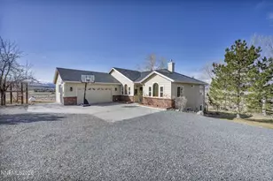 1568 Barker Ct, Gardnerville, NV 89410 - Photo 3