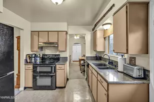 8825 Artesian Way, Reno, NV 89506 - Photo 7