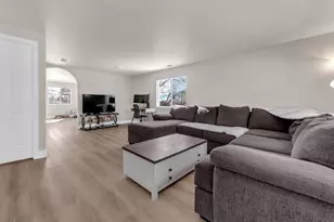 17130 E Opal Ct, Reno, NV 89508 - Photo 3