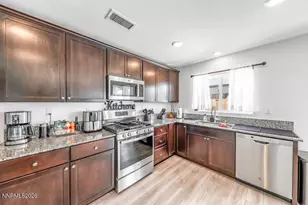 8976 Quail Fls Dr, Reno, NV 89506 - Photo 13