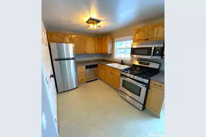 405 Kess Way, Reno, NV 89506 - Photo 3
