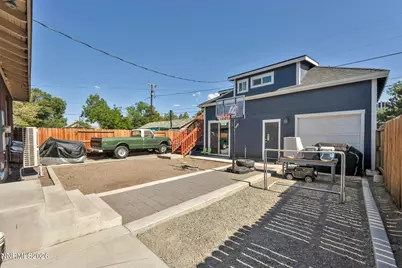 911 F Street, Sparks, NV 89431 - Photo 9