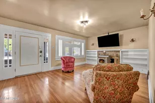 911 F St, Sparks, NV 89431 - Photo 17