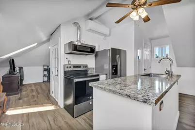 911 F Street, Sparks, NV 89431 - Photo 43