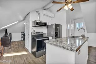 911 F St, Sparks, NV 89431 - Photo 43