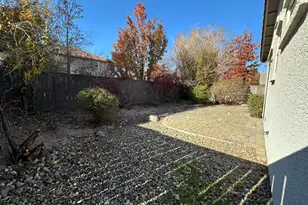 13755 Seabiscuit Dr, Reno, NV 89521 - Photo 17