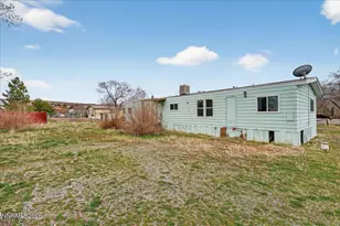 20 Charjene Ct, Sun Valley, NV 89433 - Photo 25