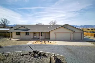 141 Country Ranch Rd, Fernley, NV 89408 - Photo 37