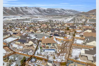11880 Paradise Hills Court, Sparks, NV 89441 - Photo 7
