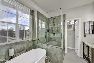 11010 Colton Dr, Reno, NV 89521 - Photo 15