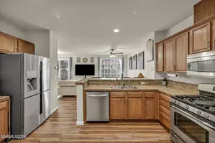 11010 Colton Dr, Reno, NV 89521 - Photo 9