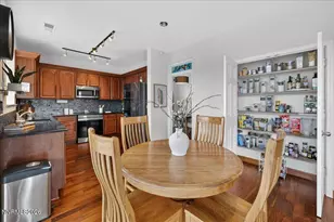 1091 Crown View Dr, Reno, NV 89523 - Photo 17