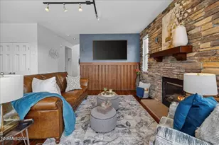 1091 Crown View Dr, Reno, NV 89523 - Photo 25