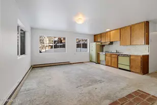 353 Sherwood Dr, Stateline, NV 89449 - Photo 7