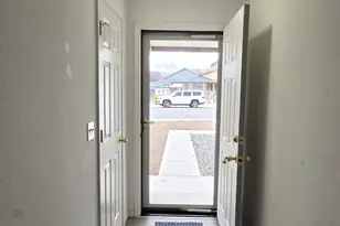 476 Jennys Ln, Fernley, NV 89408 - Photo 3