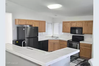 476 Jennys Lane, Fernley, NV 89408 - Photo 7