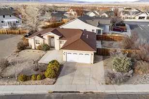 998 Julia Ln, Fernley, NV 89408 - Photo 3