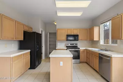 2854 Cintoia Drive, Sparks, NV 89434 - Photo 15