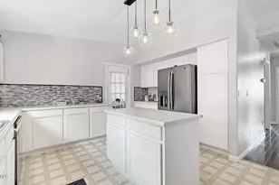 7507 Cezanne Ct, Sun Valley, NV 89433 - Photo 5