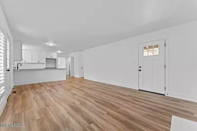 424 S Richmond Avenue, Carson City, NV 89703 - Photo 7