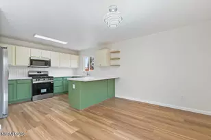 17710 Fairfax Ct, Reno, NV 89508 - Photo 5