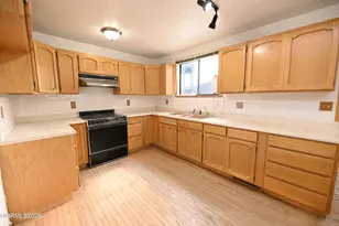 690 J St, Hawthorne, NV 89415 - Photo 5