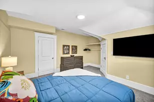 33 W 8th St, Reno, NV 89503 - Photo 35