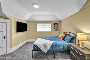 33 W 8th St, Reno, NV 89503 - Photo 37