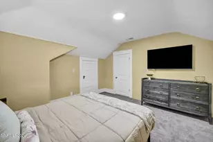 33 W 8th St, Reno, NV 89503 - Photo 21