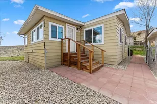 384 Loster Wy, Sun Valley, NV 89433 - Photo 1