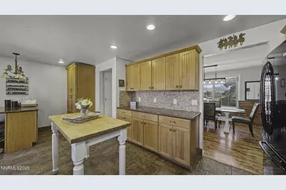 10585 Silver Knolls Boulevard, Reno, NV 89508 - Photo 5