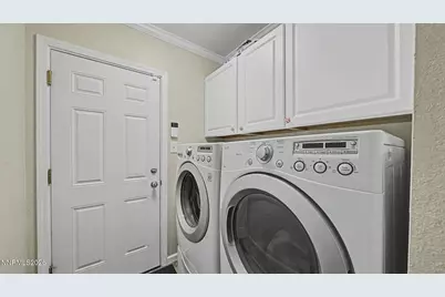 10585 Silver Knolls Boulevard, Reno, NV 89508 - Photo 17