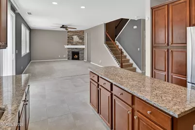 10855 Pebble Hill Drive, Reno, NV 89521 - Photo 11