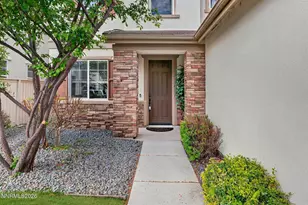 10855 Pebble Hill Dr, Reno, NV 89521 - Photo 5