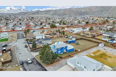 17115 Garnet Drive, Cold Springs, NV 89508 - Photo 9