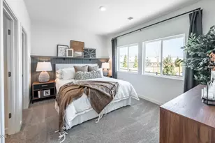 8370 Vermilion Dr, Reno, NV 89506 - Photo 9