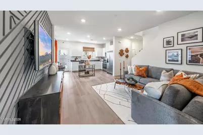 8370 Vermilion Drive, Reno, NV 89506 - Photo 3