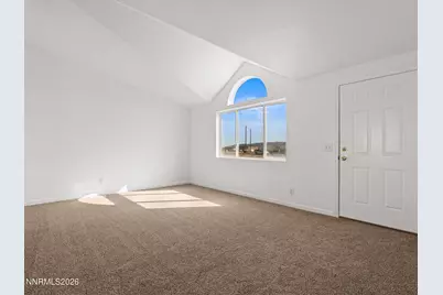 1640 W Fir Avenue, Silver Springs, NV 89429 - Photo 7