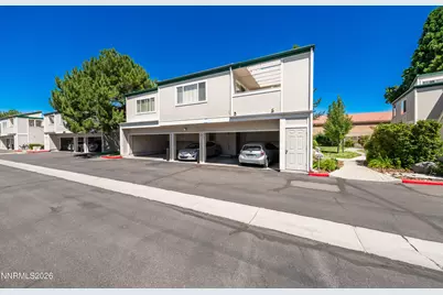 2659 Sycamore Glen Drive #APT 5, Sparks, NV 89434 - Photo 3