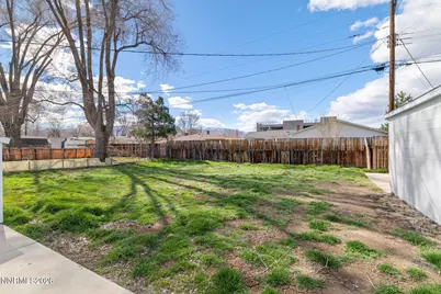 939 Bates Avenue, Reno, NV 89502 - Photo 23