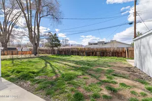 939 Bates Ave, Reno, NV 89502 - Photo 23