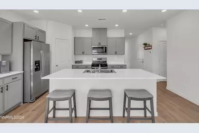 7558 Grassy Plains Drive, Reno, NV 89506 - Photo 5