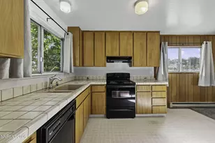 1051 Riverview Dr, Gardnerville, NV 89460 - Photo 17