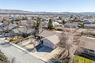 1430 Talon Dr, Sparks, NV 89441 - Photo 39
