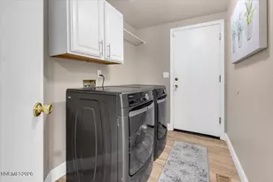 5421 Daybreak Dr, Reno, NV 89523 - Photo 17