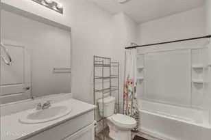 8412 Castletroy Dr, Verdi, NV 89439 - Photo 21